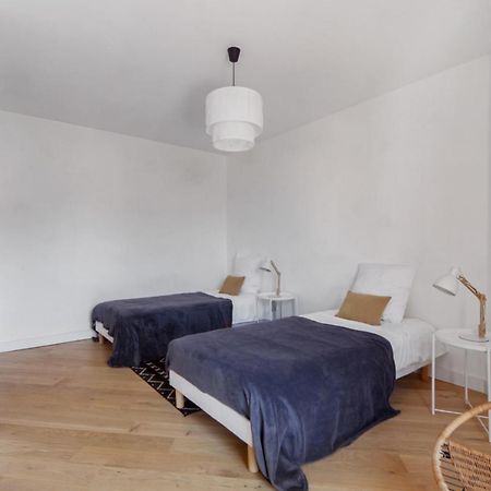 Duplex Volland - Welkeys Apartment Annecy Bagian luar foto