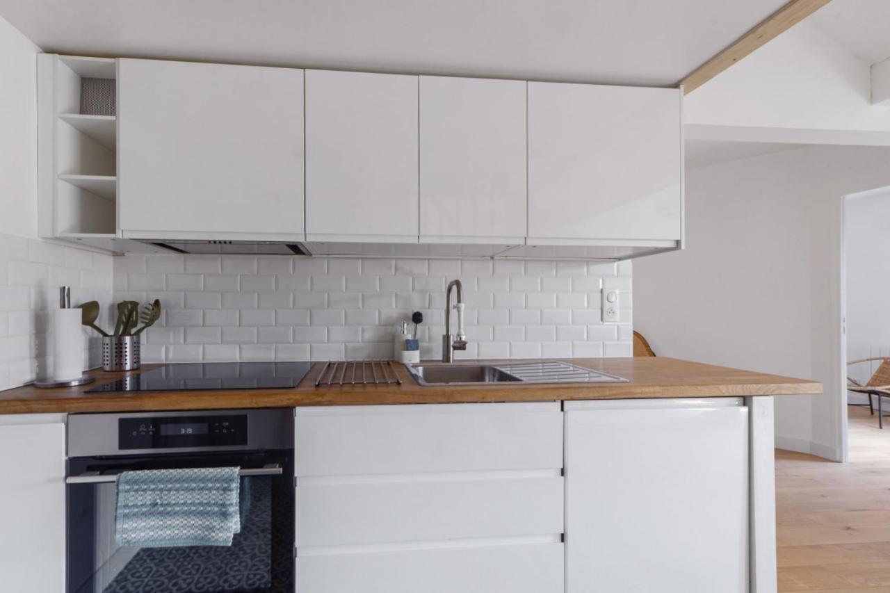 Duplex Volland - Welkeys Apartment Annecy Bagian luar foto