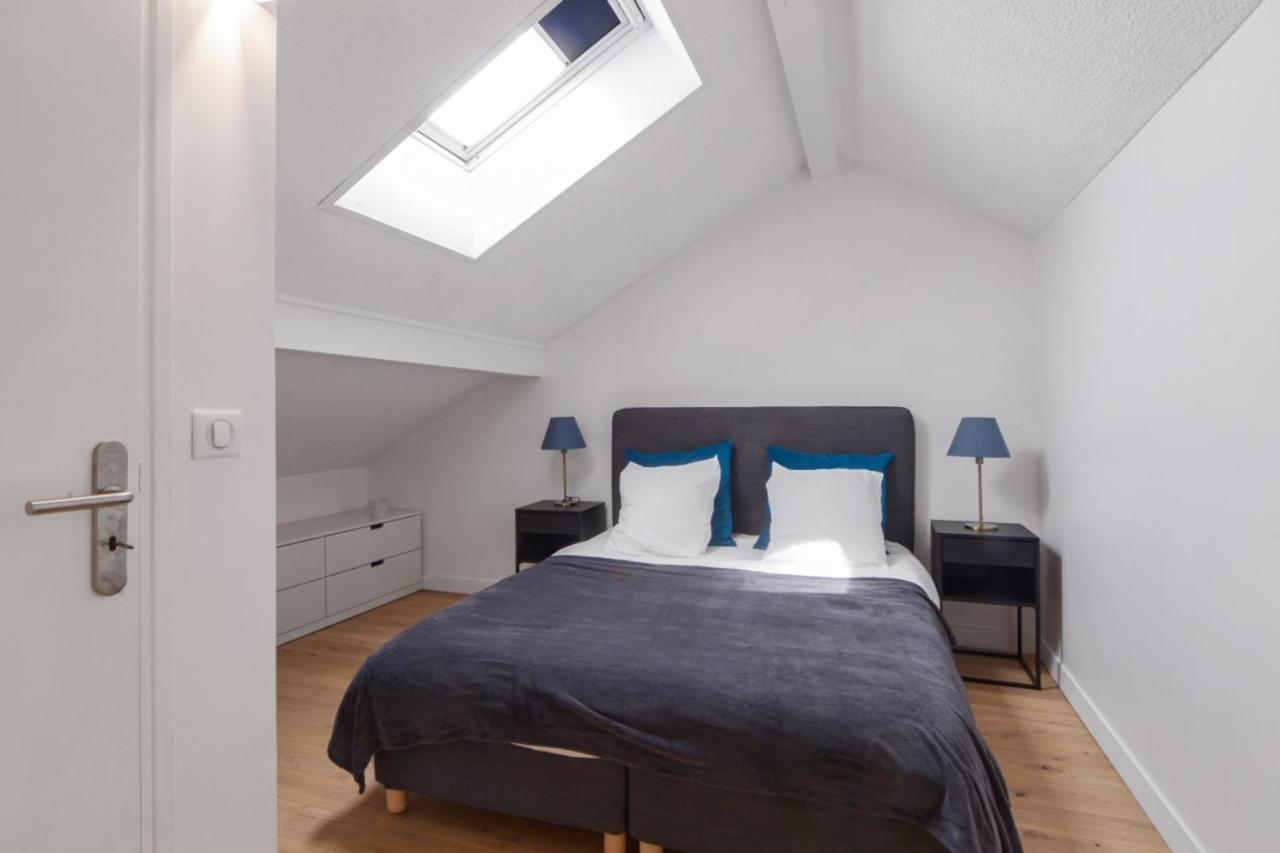 Duplex Volland - Welkeys Apartment Annecy Bagian luar foto